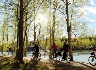 Du lịch thành phố Umea nổi tiếng nằm ở phía Bắc Thuỵ Điển Du lịch thành phố Umea nổi tiếng nằm ở phía Bắc Thuỵ Điển