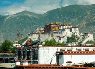 Vẻ đẹp của tu viện Drepung - một trong những tu viện lớn nhất Tây Tạng